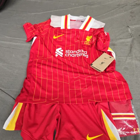 NIKE LIVERPOOL FC TSHIRT, SHORTS AND SOCKS SIZE CHILD XL