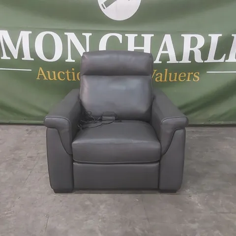 QUALITY DESIGNER ITALIAN MADE LEATHER UPHOLSTERED ADRIANO ELECTRIC RECLINER