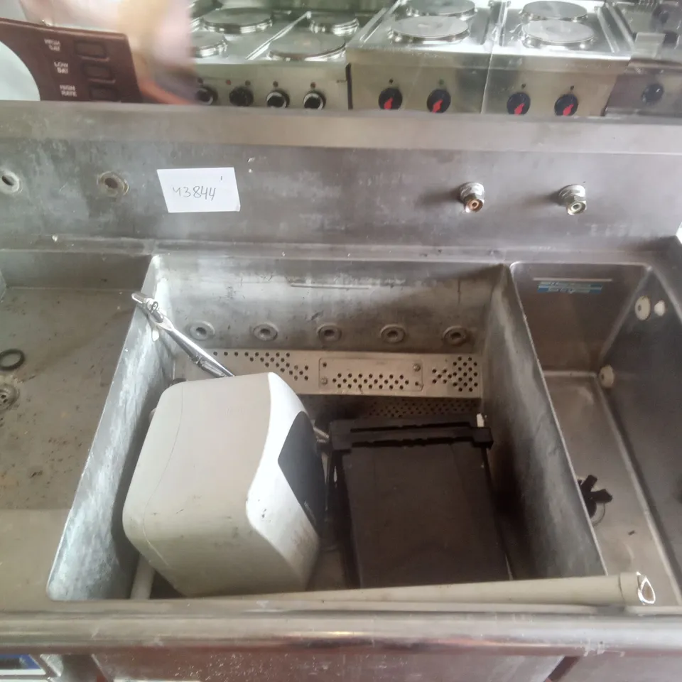 POWER SOAK DISHWASHING UNIT 
