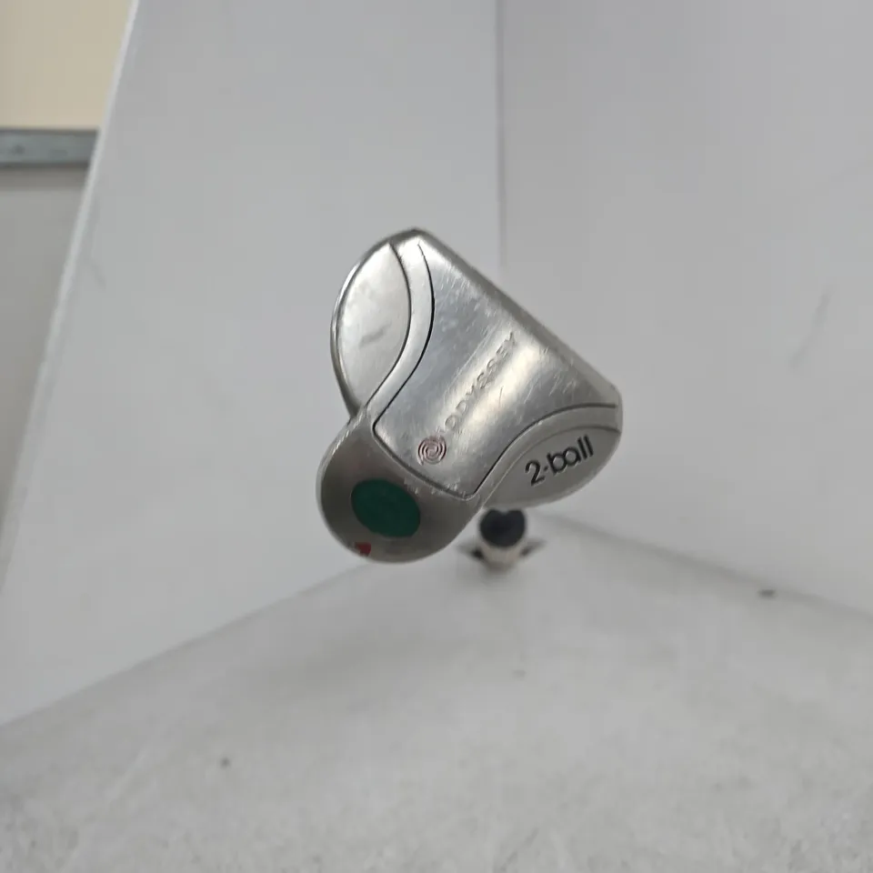 ODYSSEY SUPER STROKE FATSO 5.0 2-BALL