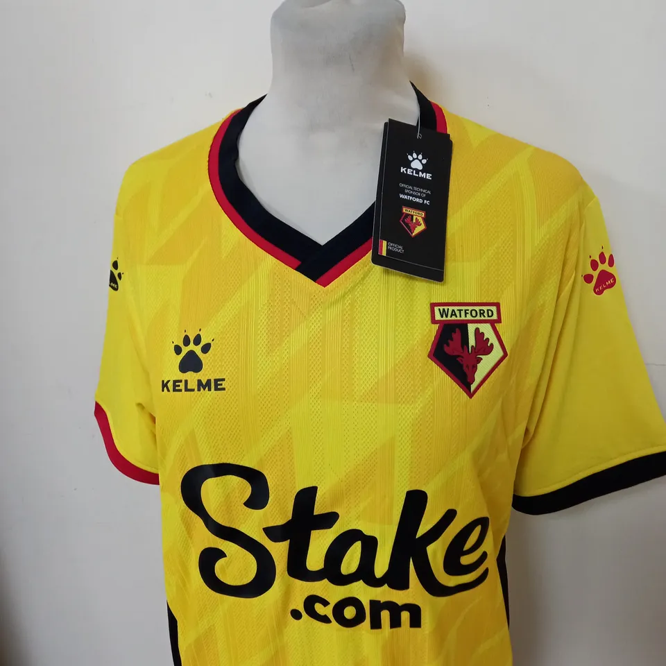 WATFORD FC HOME SHIRT SIZE M