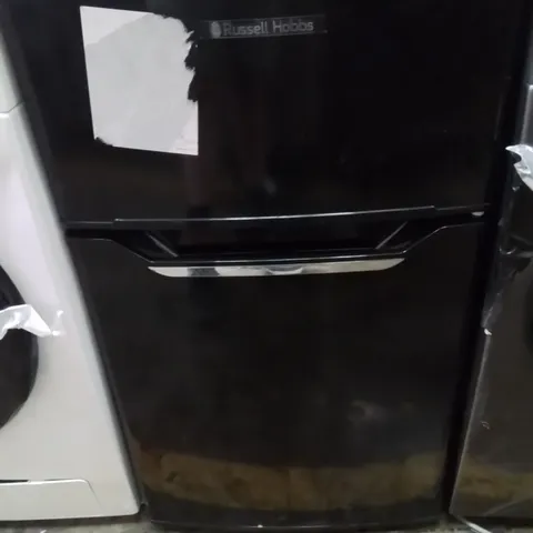 RUSSELL HOBBS UNDERCOUNTER FRIDGE FREEZER 48CM WIDE 85 LITRE TOTAL CAPACITY 61L/24L, LED LIGHT, ADJUSTABLE THERMOSTAT & FEET, BLACK.