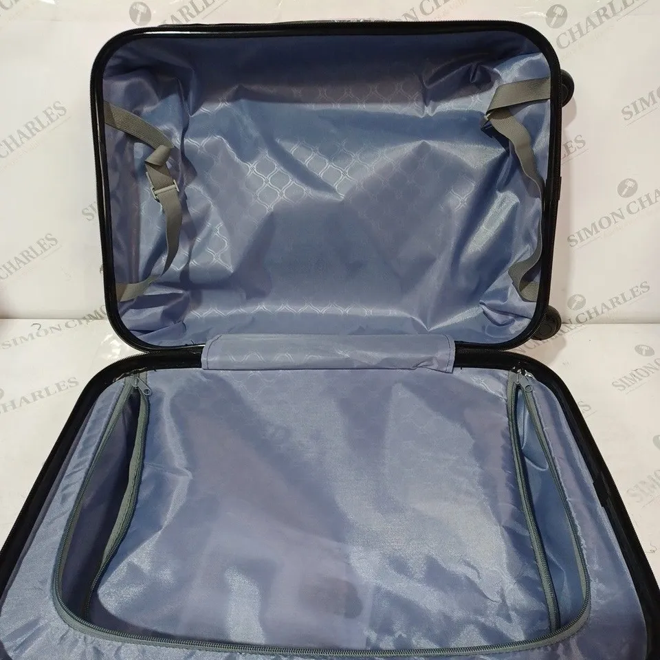 SMALL PINK SUITCASE 