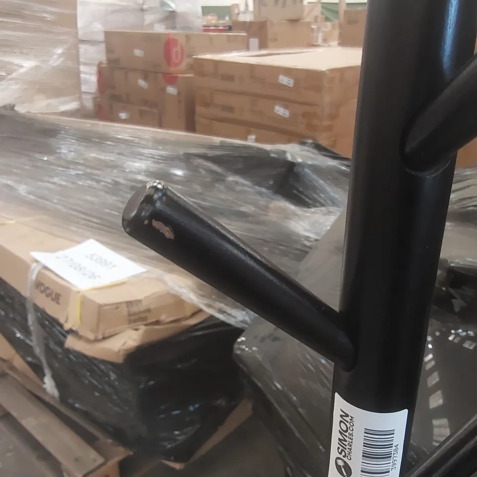 BLASER COAT STAND