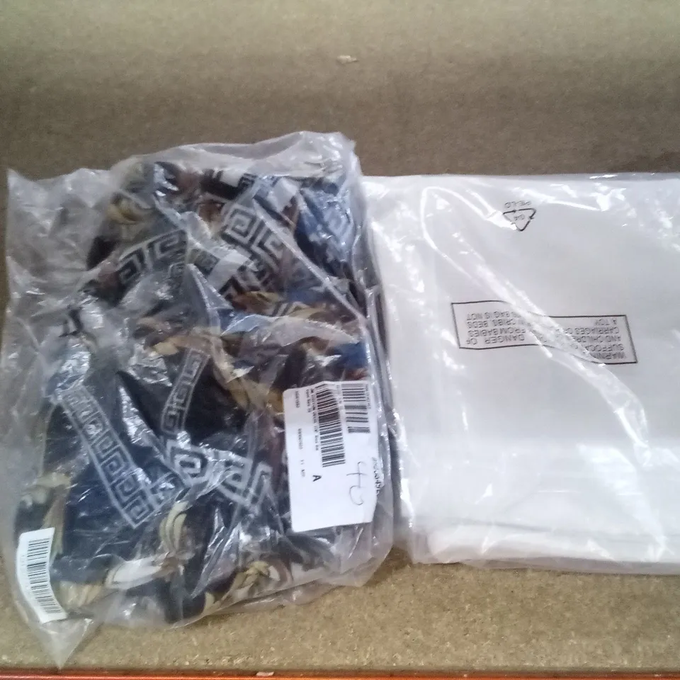BOX OF 41 ITEMS OF ASSORTED CLOTHING 