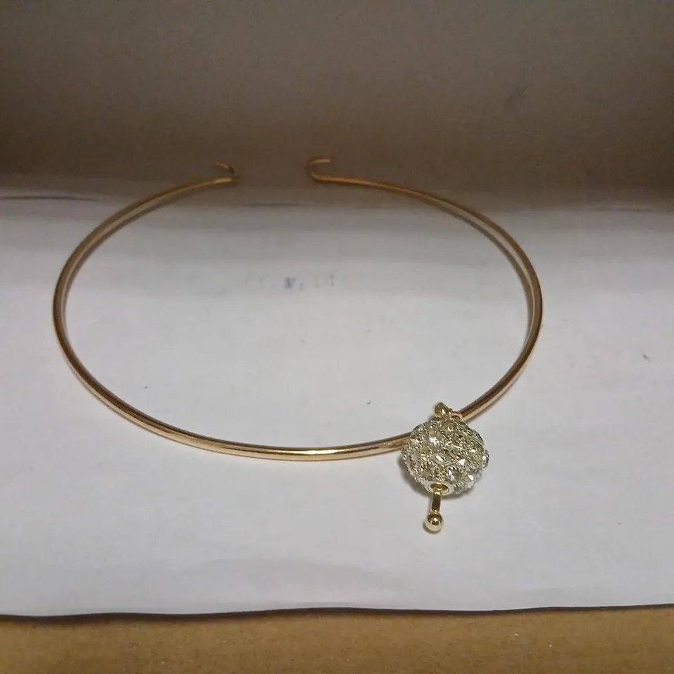 MALIKA SPHERE TORQUE NECKLACE 