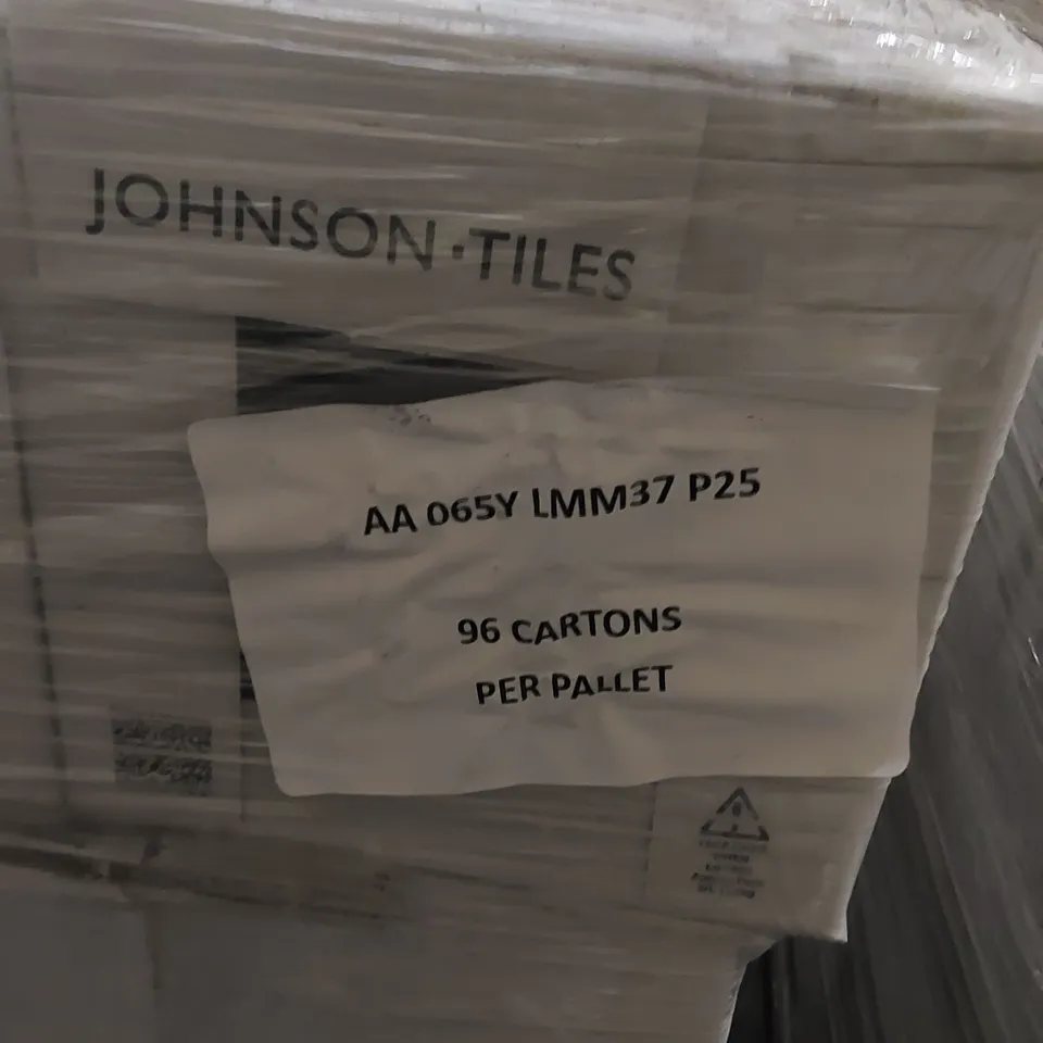 PALLET TO CONTAIN APPROX 96 X CARTONS OF JOHNSON ASTUCE COLLECTION MAISON MAT GRIS GLAZED WALL TILES - 25 TILES PER CARTON // SIZE: 197 X 197 X 6.5mm