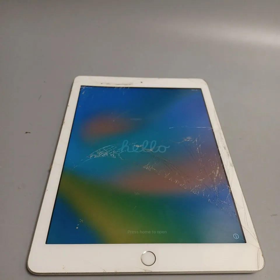 APPLE IPAD AIR 