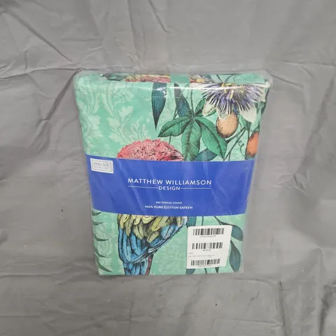 PARADISE PARROT KING DUVET SET GREEN, KING SIZE BY MATTHEW WILLIAMSON DESIGN