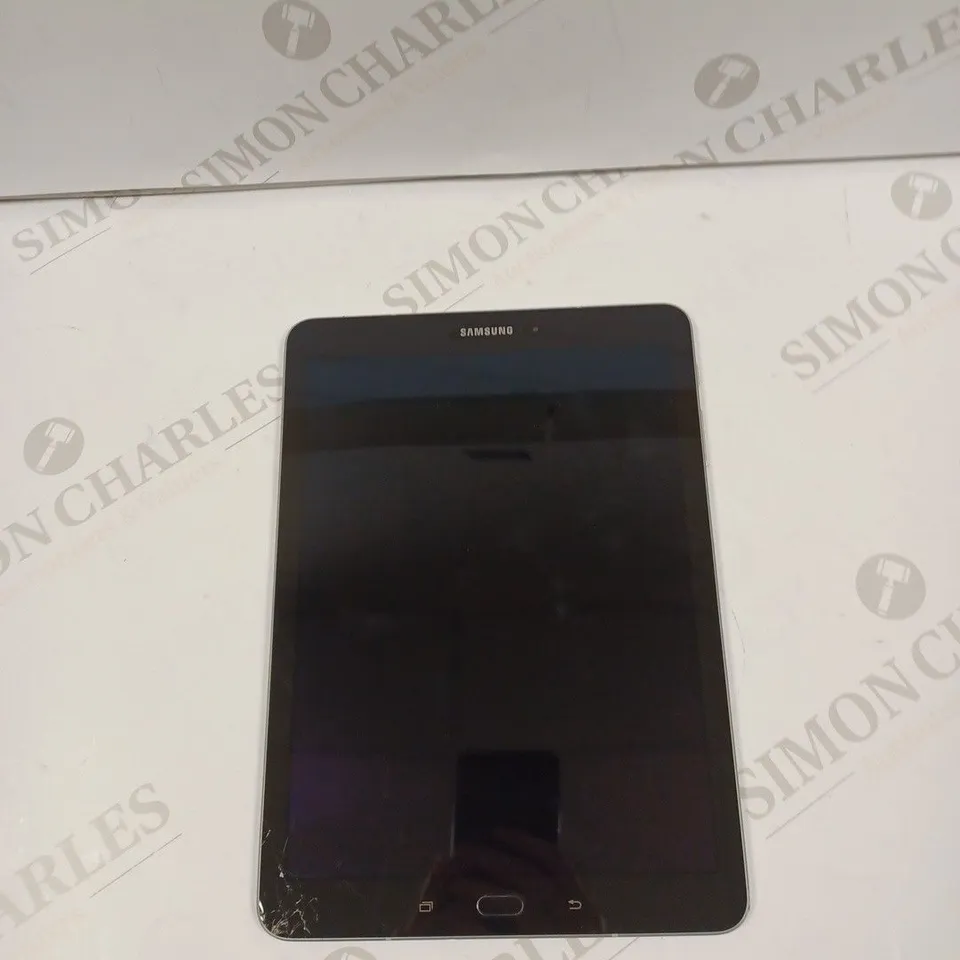 SAMSUNG GALAXY TAB SM-T820
