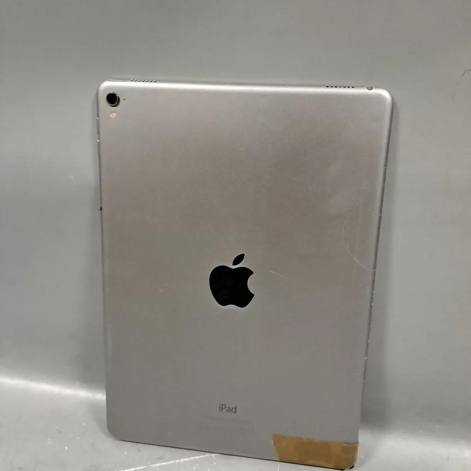 APPLE IPAD PRO 9.7 A1673