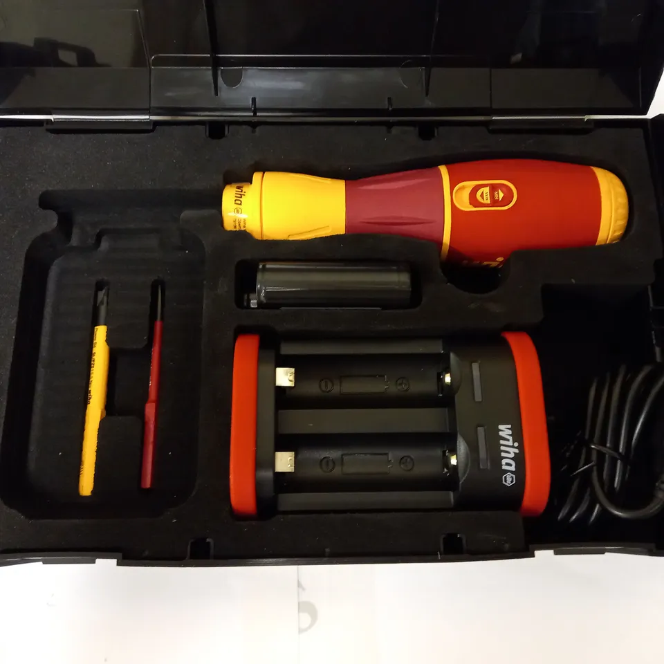 WIHA 44318 POWER SCREWDRIVER/IMPACT DRIVER