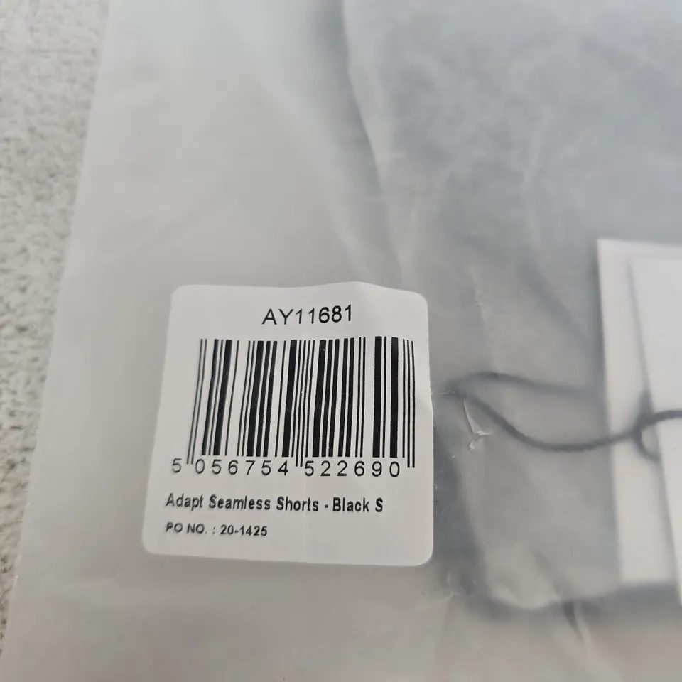 BAGGED AYBL ADAPT SEAMLESS SHORTS - BLACK, UK S