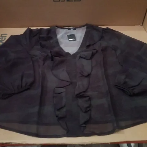 BOX CONTAINING APPROXIMATELY 11 BRAND NEW SIMPLY BE KHAKI RUFFLE BLOUSES - SIZE 18