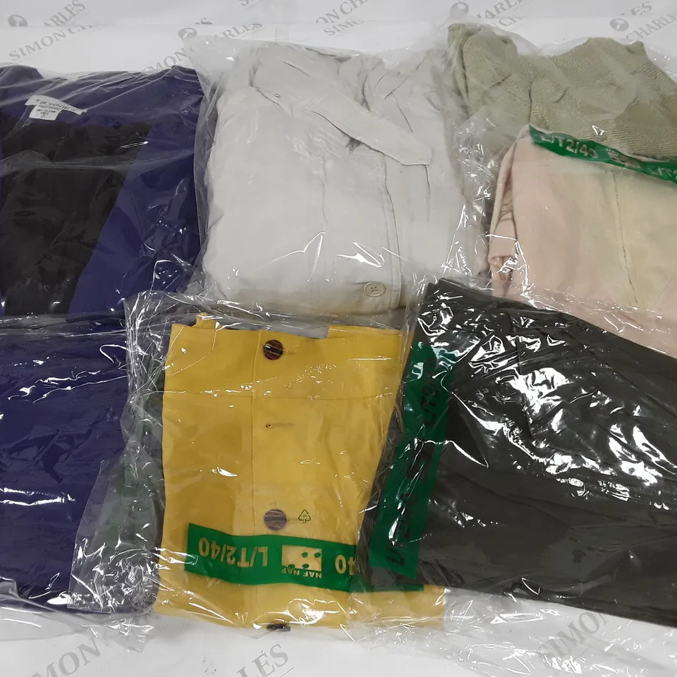 LOT OF APPROXIMATELY 25 ASSORTED BAGGED NAF NAF CLOTHING ITEMS 
