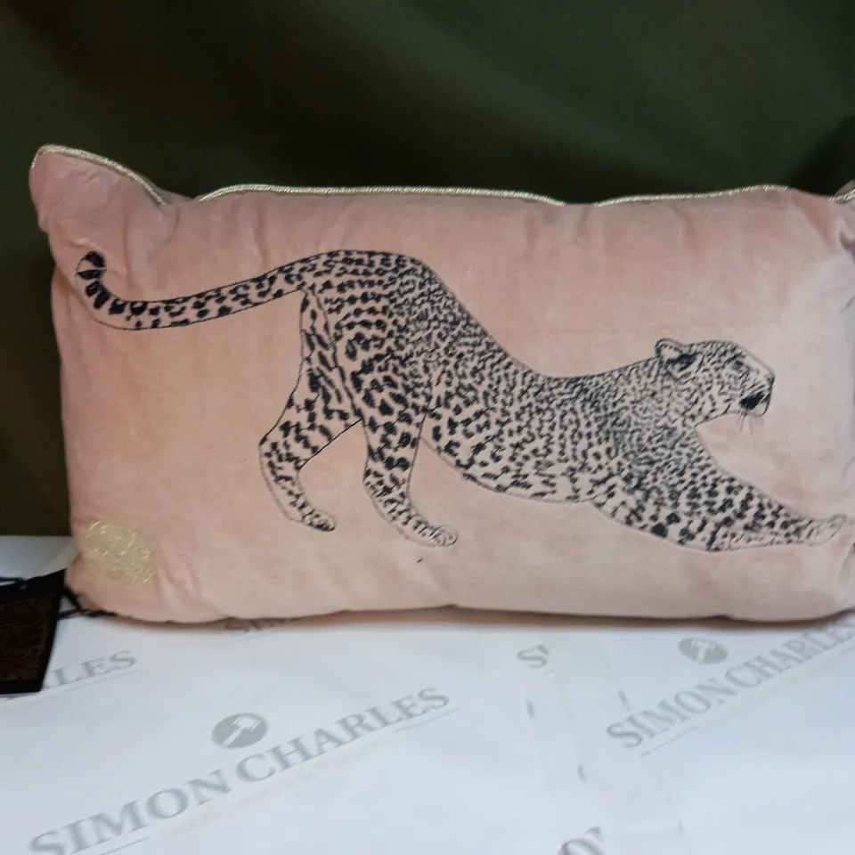 BIBA VELV LEOPARD CUSHION