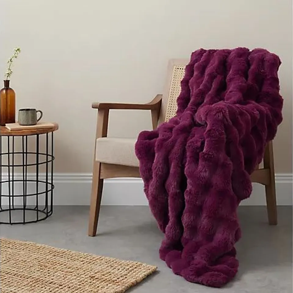 COZEE HOME GIFTABLE TEXTURED LUXURY FAUX FUR THROW - PLUM 