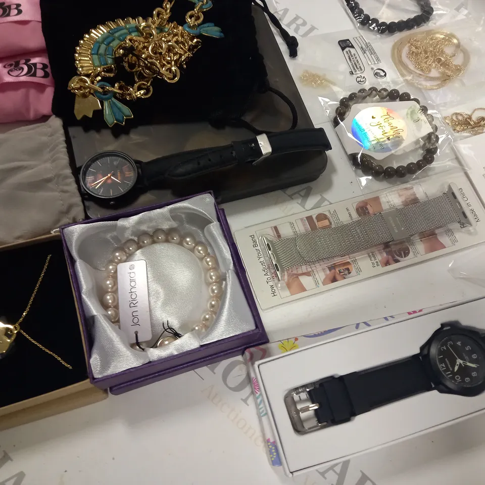 LOT OF ASSORTED JEWELLERY AND WATCH ITEM STO INCLUDE PHILIP JONES AND JOHN RICHARDS