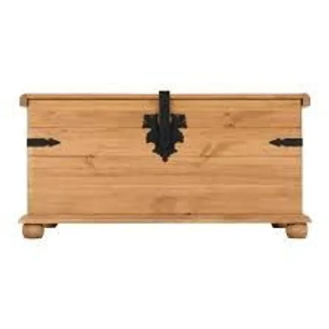 BOXED CORONA SINGLE STORAGE CHEST - DISTRESSED WAXED PINE (1 BOX)