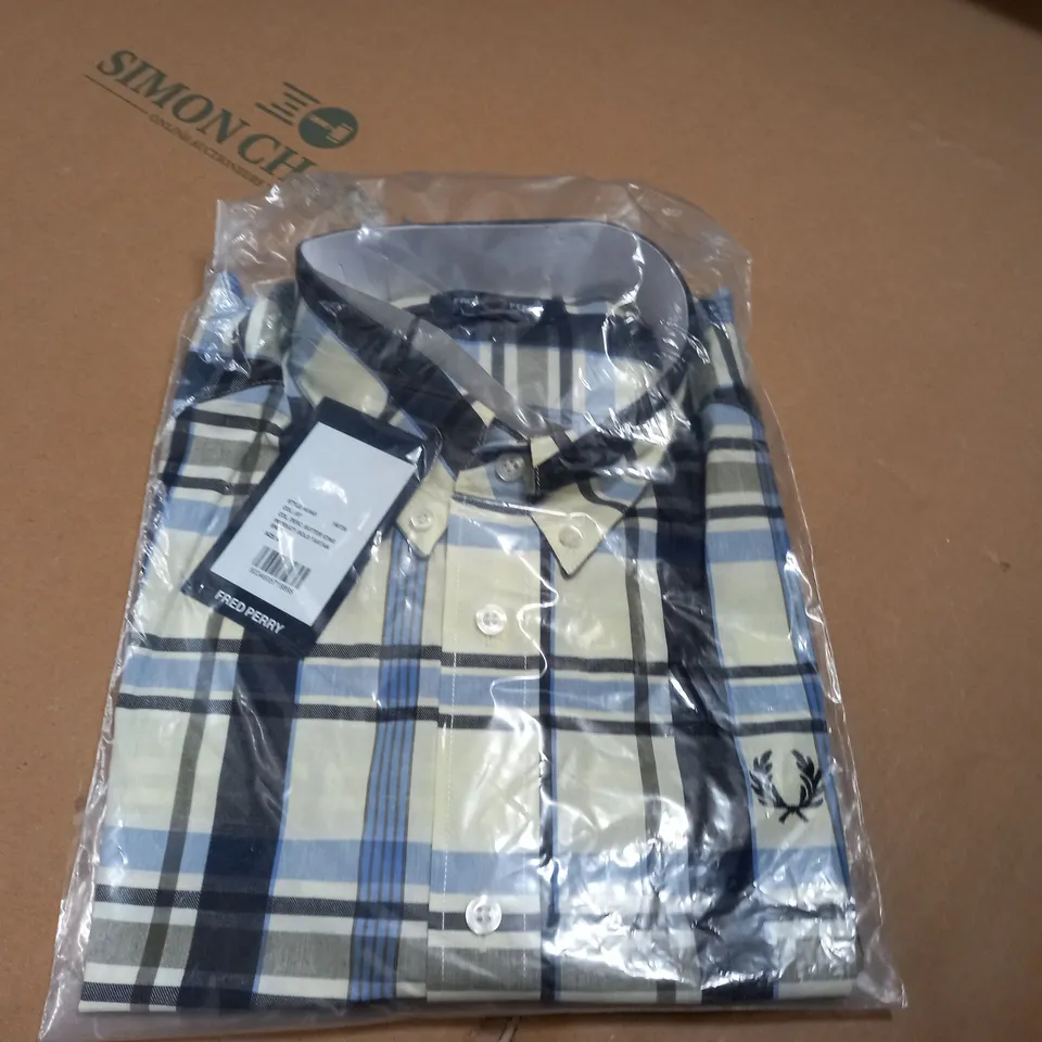 FRED PERRY BUTTER ICING BOLD TARTAN SHIRT - M