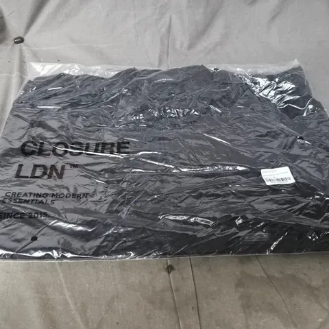 CRINKLE NYLON TECH OVERSHIRT – BLACK, UK MEDIUM (M) – CLOSURE LDN