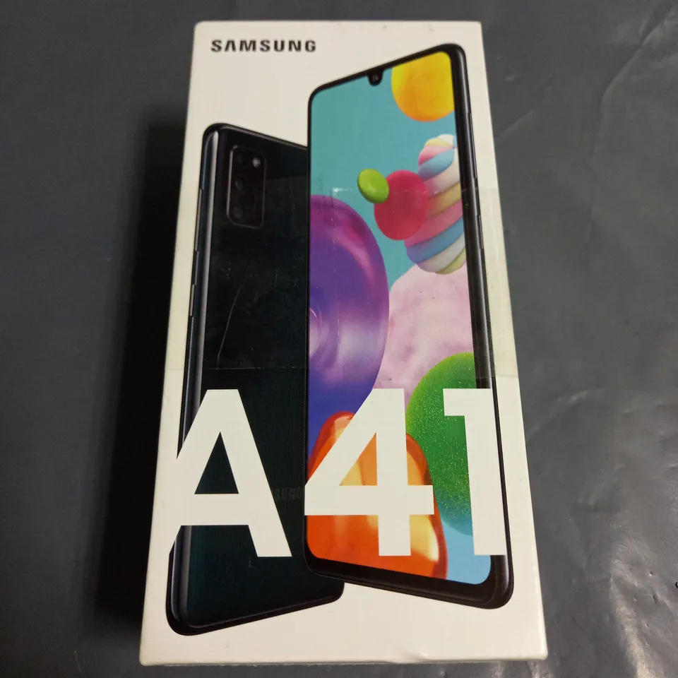 BOXED SAMSUNG GALAXY A41 SMARTPHONE 