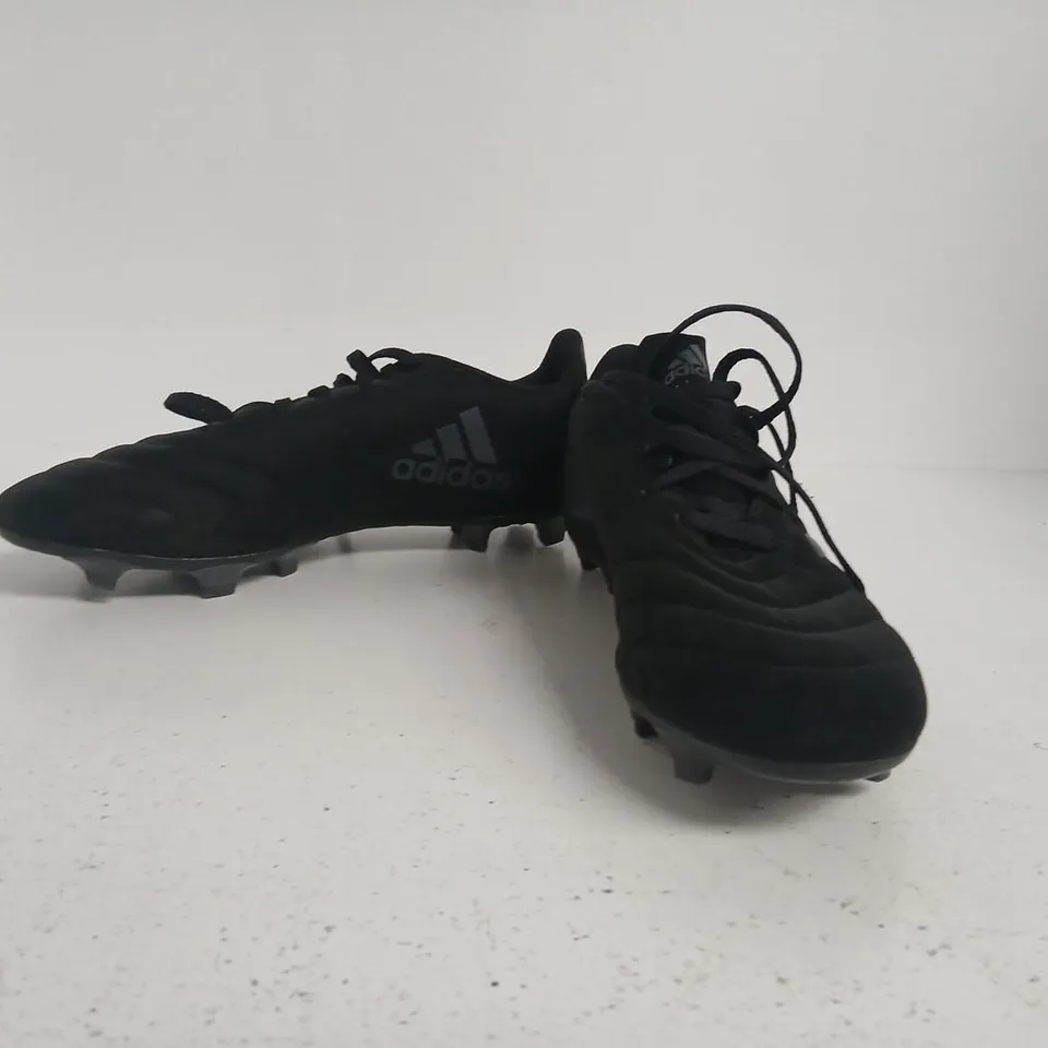 ADIDAS FOOTBALL BOOTS – BLACK, UK 8 (EU 42) 