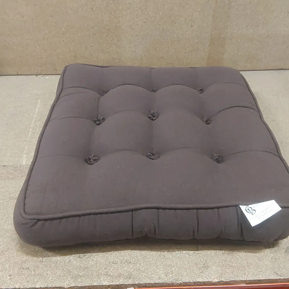 BAGGED CASABELLA GARDEN CUSHION