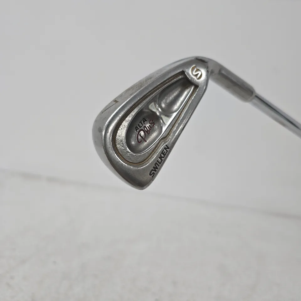 SWILKEN GOLF CLUB – 7 IRON, STEEL SHAFT, BLACK GRIP