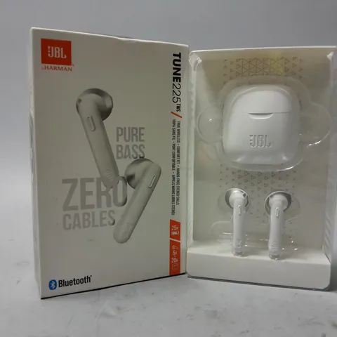 BOXED JBL TUNE225 EARBUDS IN WHITE