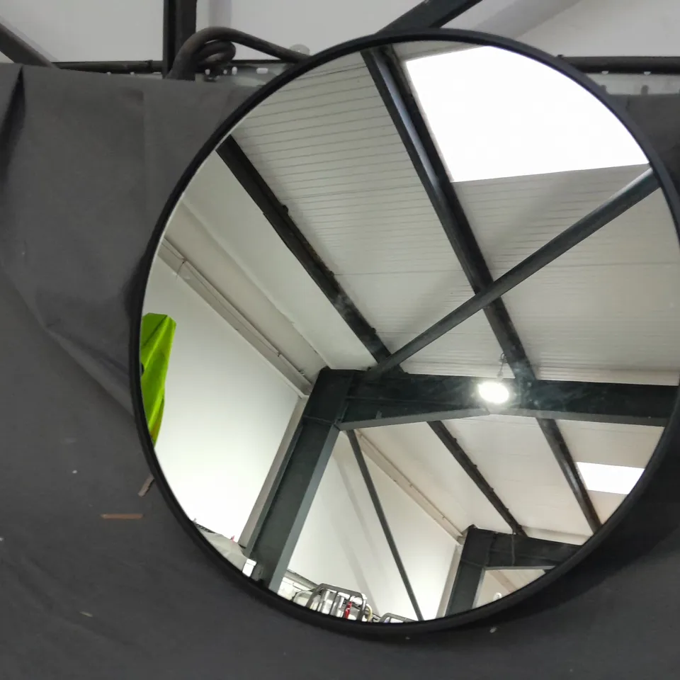 BOXED ROUND WALL MIRROR 