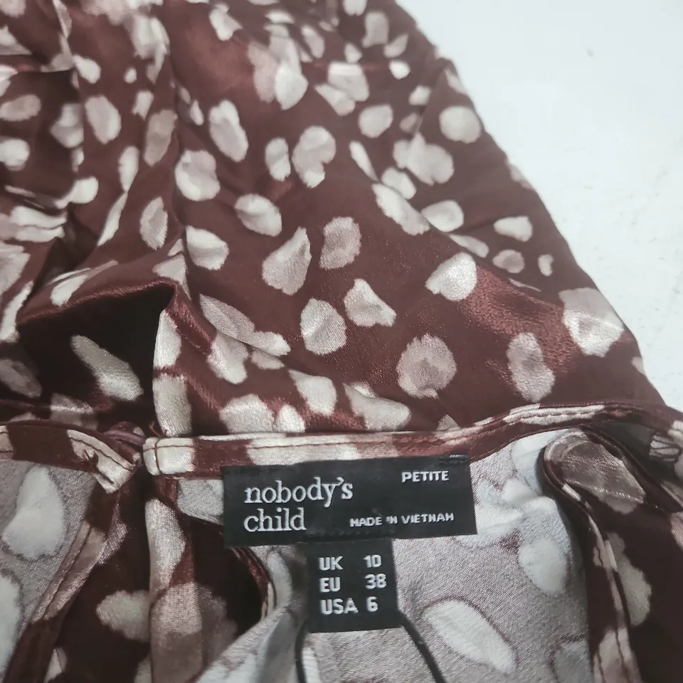 NOBODY'S CHILD PETITE ZAHARA MIDAXI DRESS – BROWN SPOT PRINT, UK 10 (EU 38, US 6) – MADE IN VIETNAM