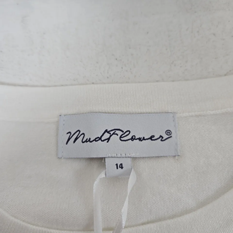 MUDFLOWER STRIPED LONG-SLEEVE TOP WITH STARS – UK 14 ()