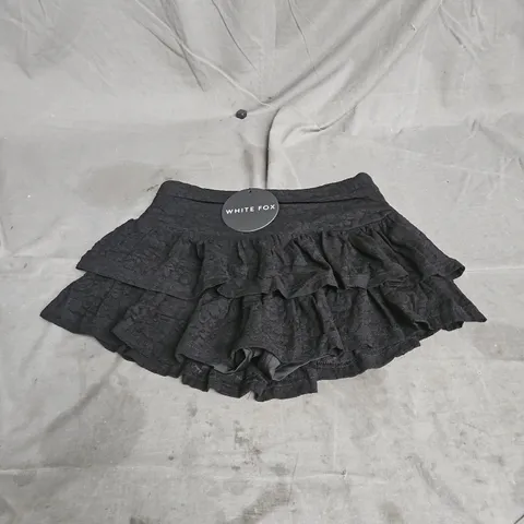 WHITE FOX BURNING HEART LACE MINI SKORT IN BLACK SIZE S