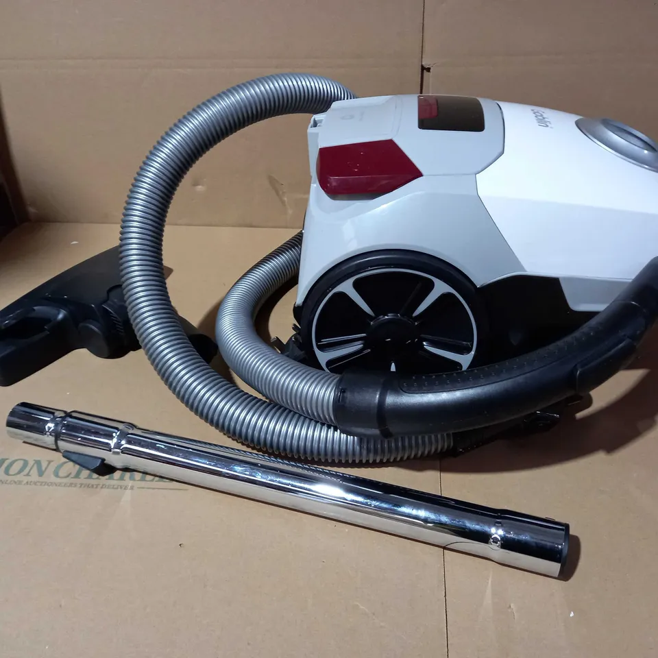 GOBLIN BAGGED CYLINDER VACUUM CLEANER