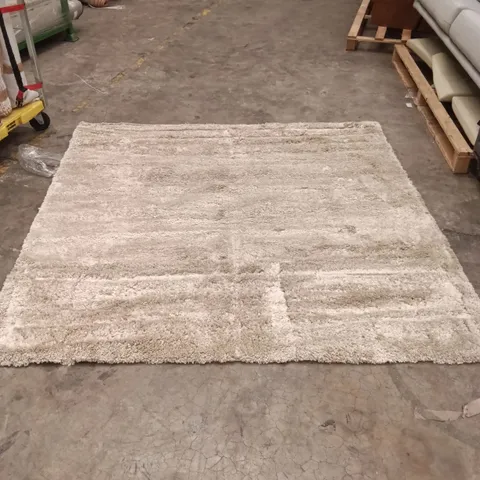 QUALITY DESIGNER AREA RUG - APPROXIMATELY 195CM X 195CM