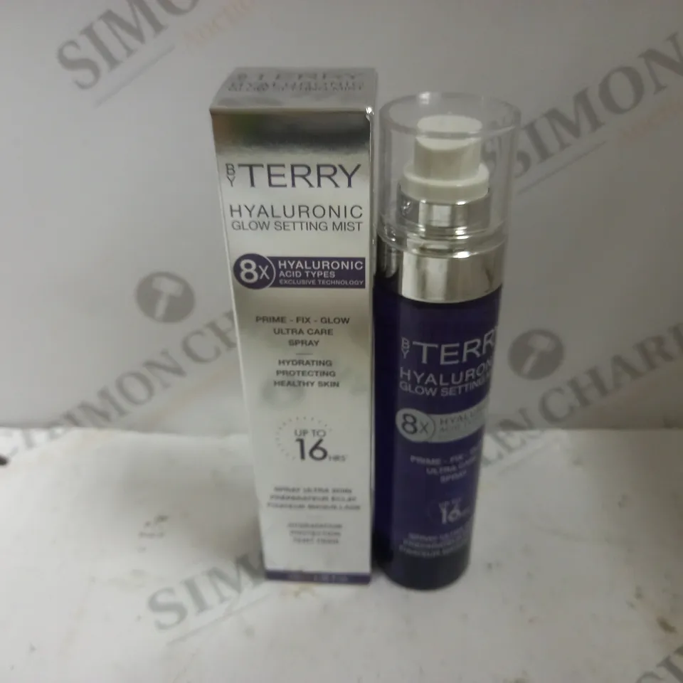 BOXED BY TERRY HYALURONIC GLOW SETTING MIST (100ml)