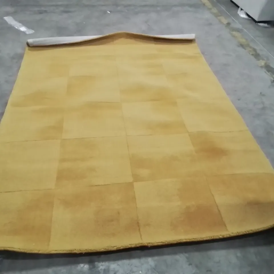 QUALITY DESIGNER AREA RUG - APPROXIMATELY 230X160CM