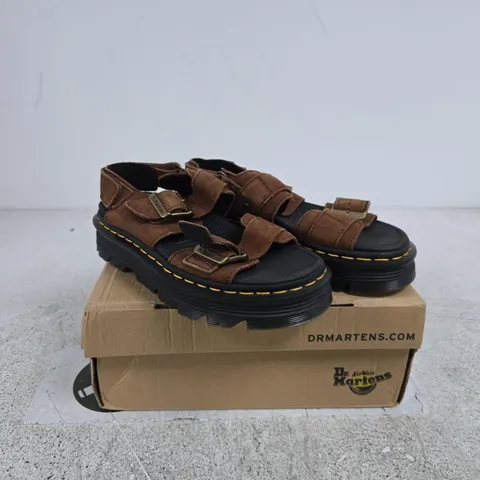 DR MARTENS ZEBZAG SANDAL SEPIA BROWN UK 5 BOXED