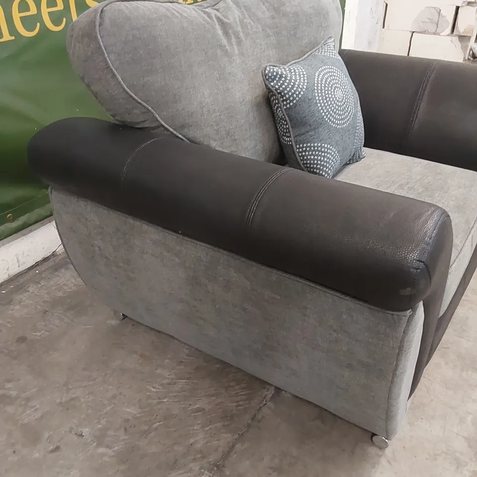 DESIGNER DANUBE CHAIR WITH SCATTER CUSHION - BLACK/GREY