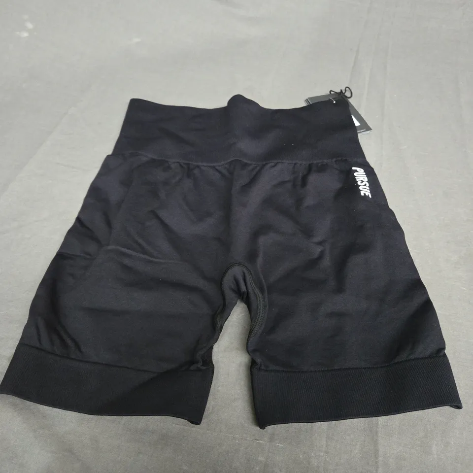 PURSUE FITNESS MOVE SEAMLESS SHORTS IN BLACK - SMALL