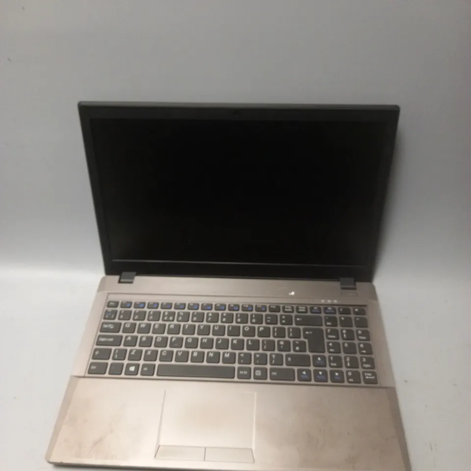 UNBOXED ERGO NOTEBOOK COMPUTER - MODEL W655SZ