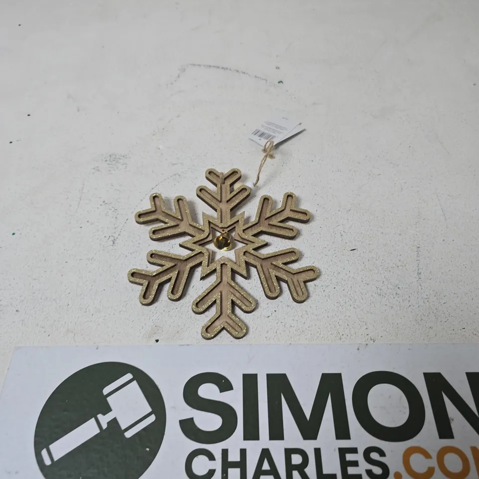 BOXED GISELA GRAHAM NATURAL WOOD SNOWFLAKE WITH GOLD TRIM DECORATION - X12