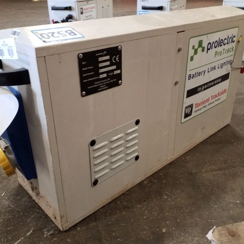 PROTRACK LIGHTING BATTERY POWER PACK
