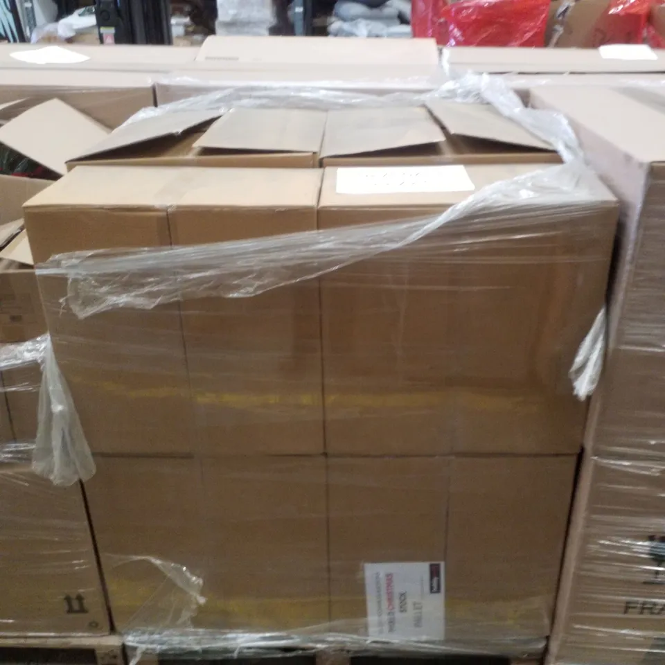 PALLET CONTAINING LARGE QUANTITY OF MACHE HAUNTED HOUSE DECORATIONS