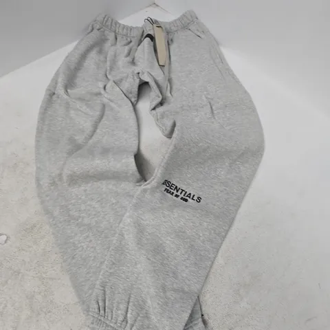 FEAR OF GOD ESSENTIALS SWEATPANTS – GREY, UK SIZE L