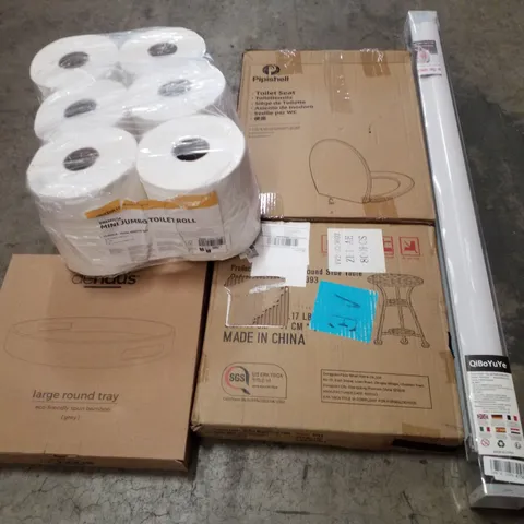 PALLET CONTAINING ASSORTED PRODUCTS INCLUDING TOILET SEAT, ROUND SIDE TABLE, LARGE ROUND TRAY, DAY AND NIGHT ROLLER BLIND & MINI JUMBO TOILET ROLLS