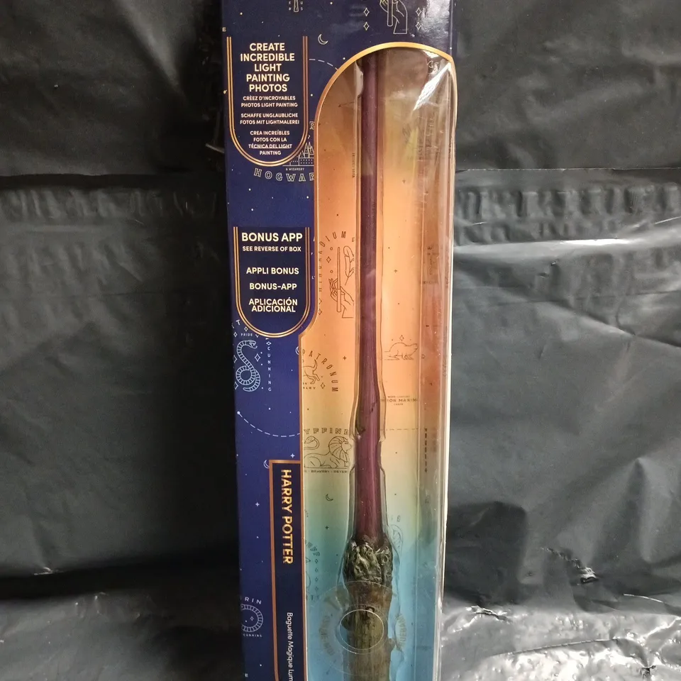 HARRY POTTER - HARRY POTTER'S LIGHT PAINTING WAND