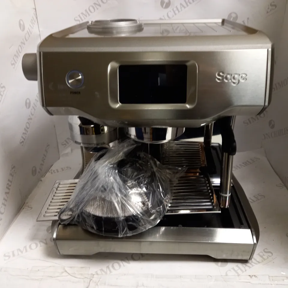SAGE THE ORACLE TOUCH COFFEE MACHINE