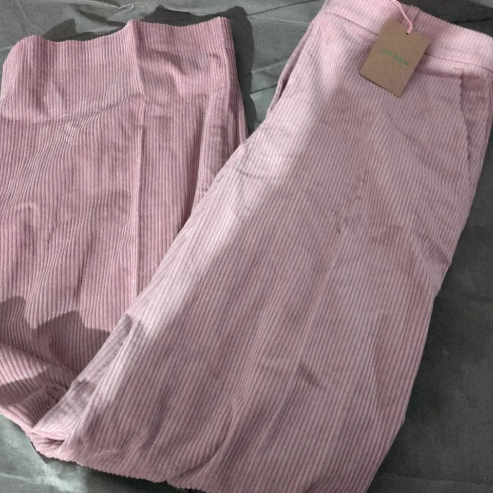 BODEN CORD TROUSERS IN PINK - UK 10R